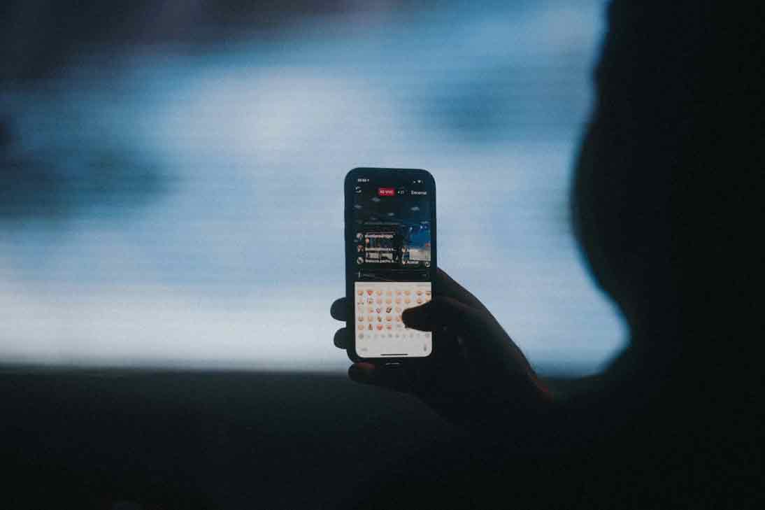 International experts discussing child online protection